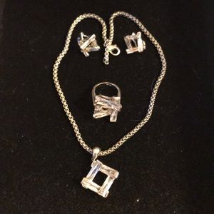 Choker ring and earring set.